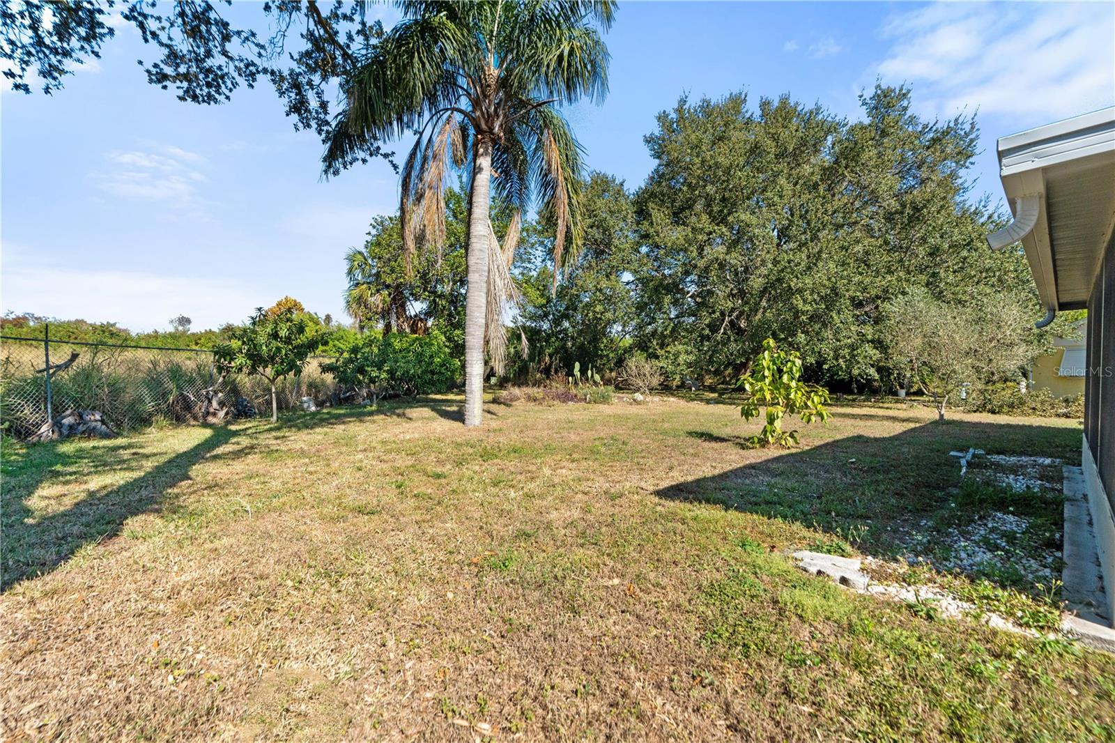 TAHITIAN DEV - Residential