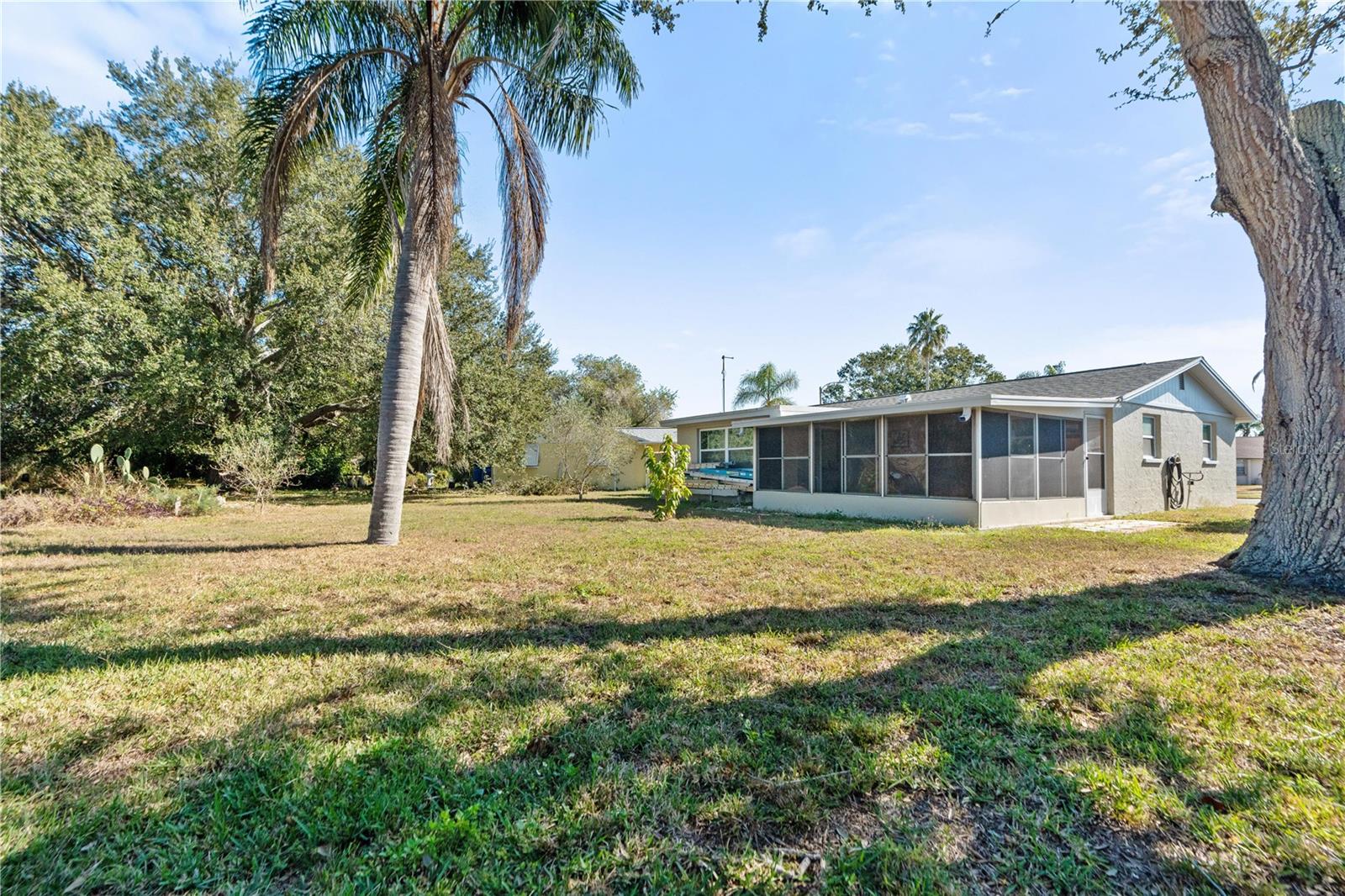 TAHITIAN DEV - Residential