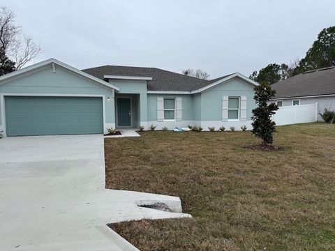 Photo of 8 Bird Tree Place, Palm Coast, FL 32137 (MLS # TB8468662)