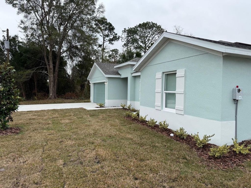 Photo of 8 Bird Tree Place, Palm Coast, FL 32137 (MLS # TB8468662)