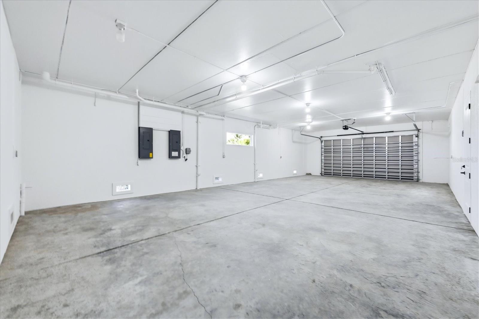 CORAL CREEK ANGLERS CLUB - Residential