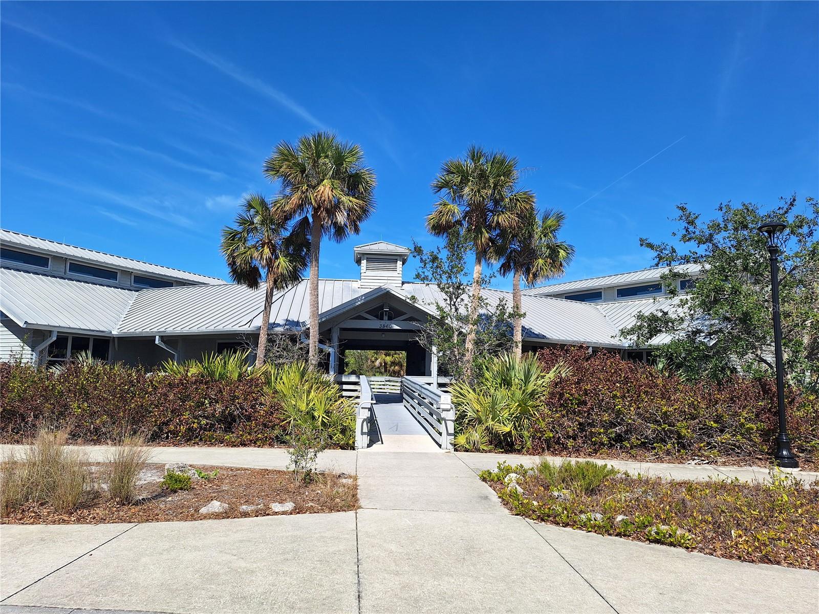 SOUTH VENICE - Residential