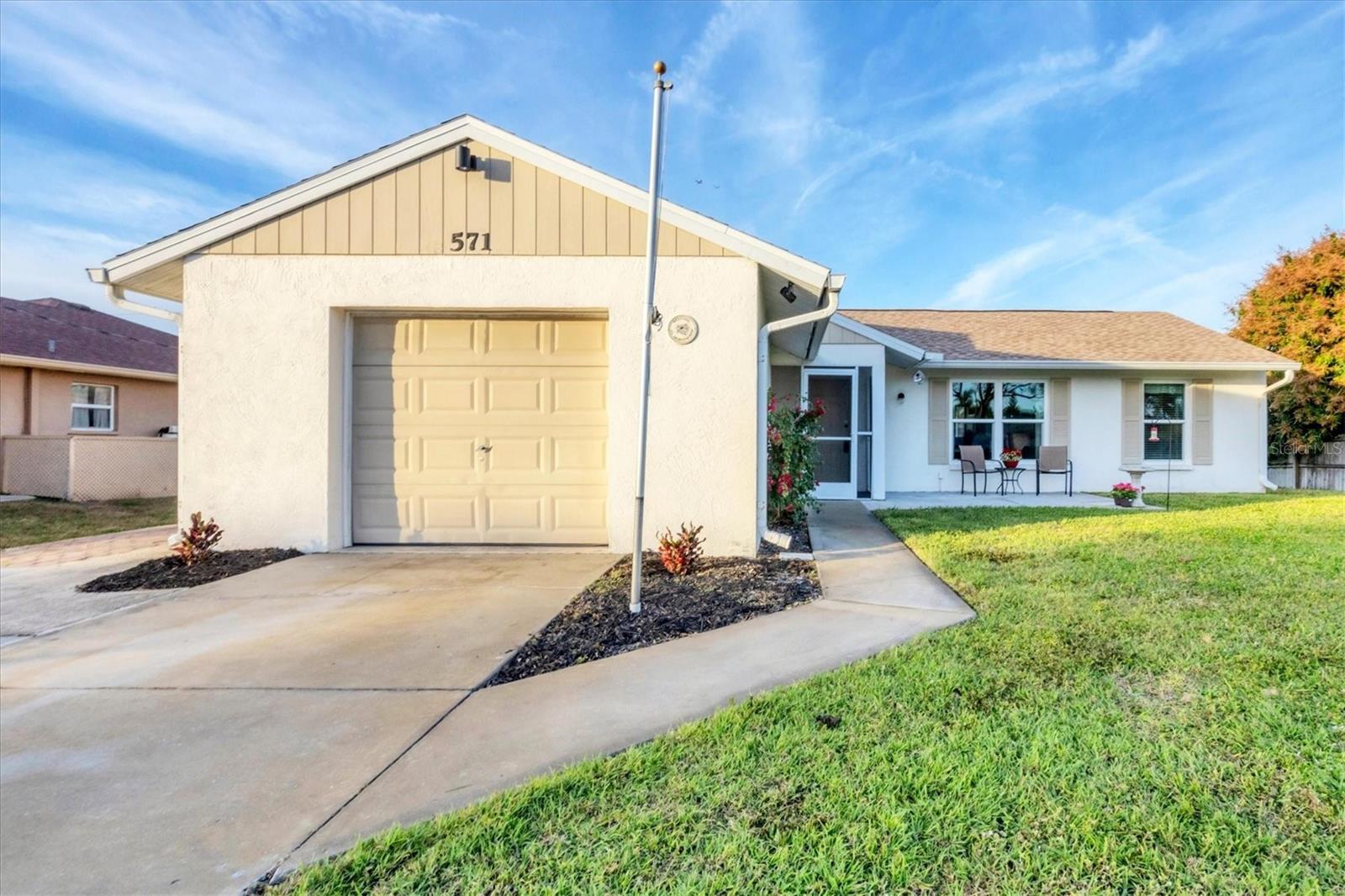 SOUTH VENICE - Residential