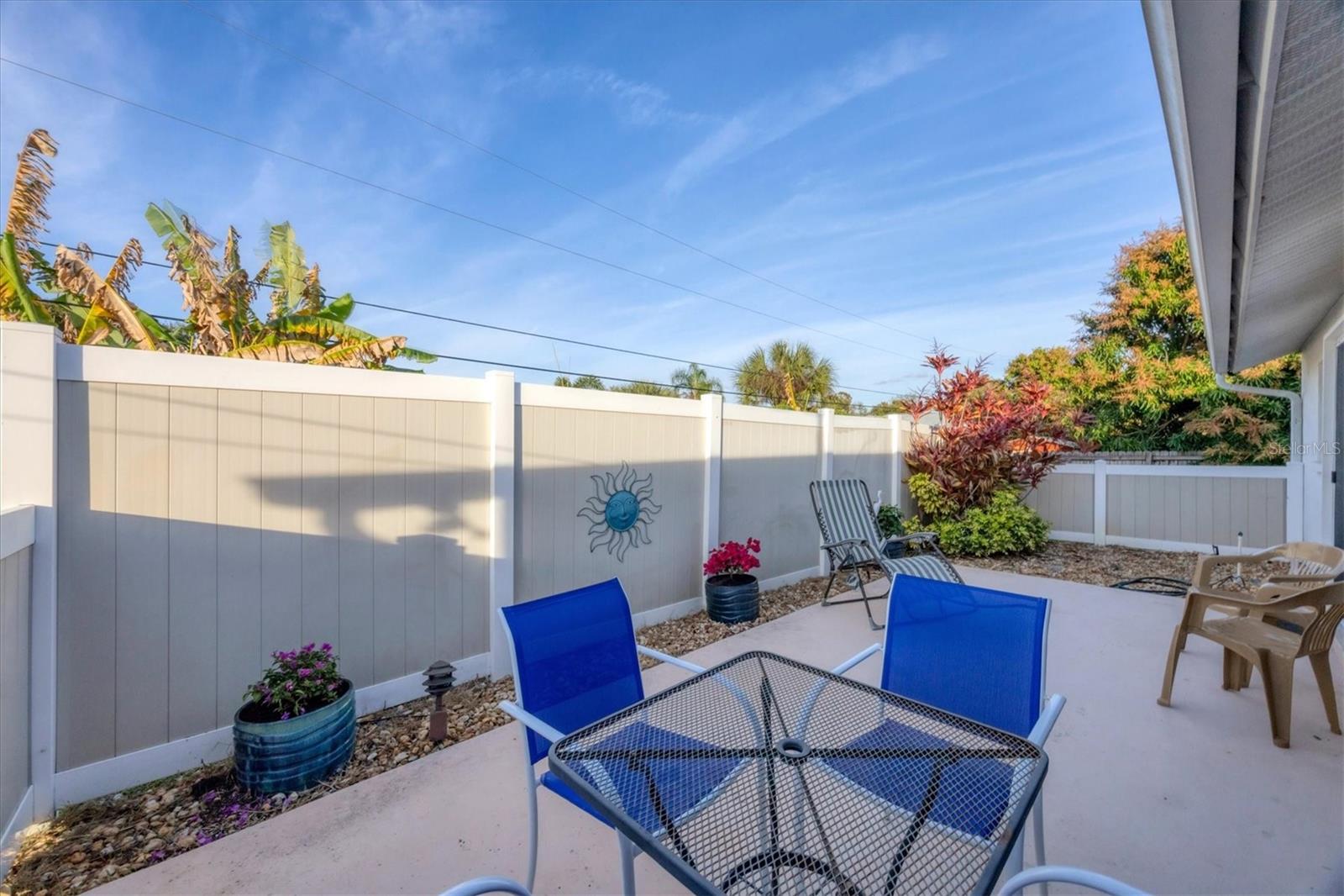 SOUTH VENICE - Residential