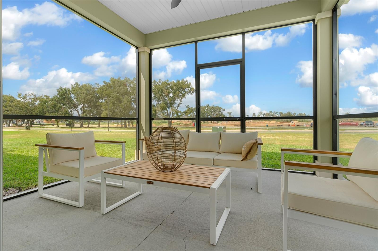 PIONEER RANCH - Residential