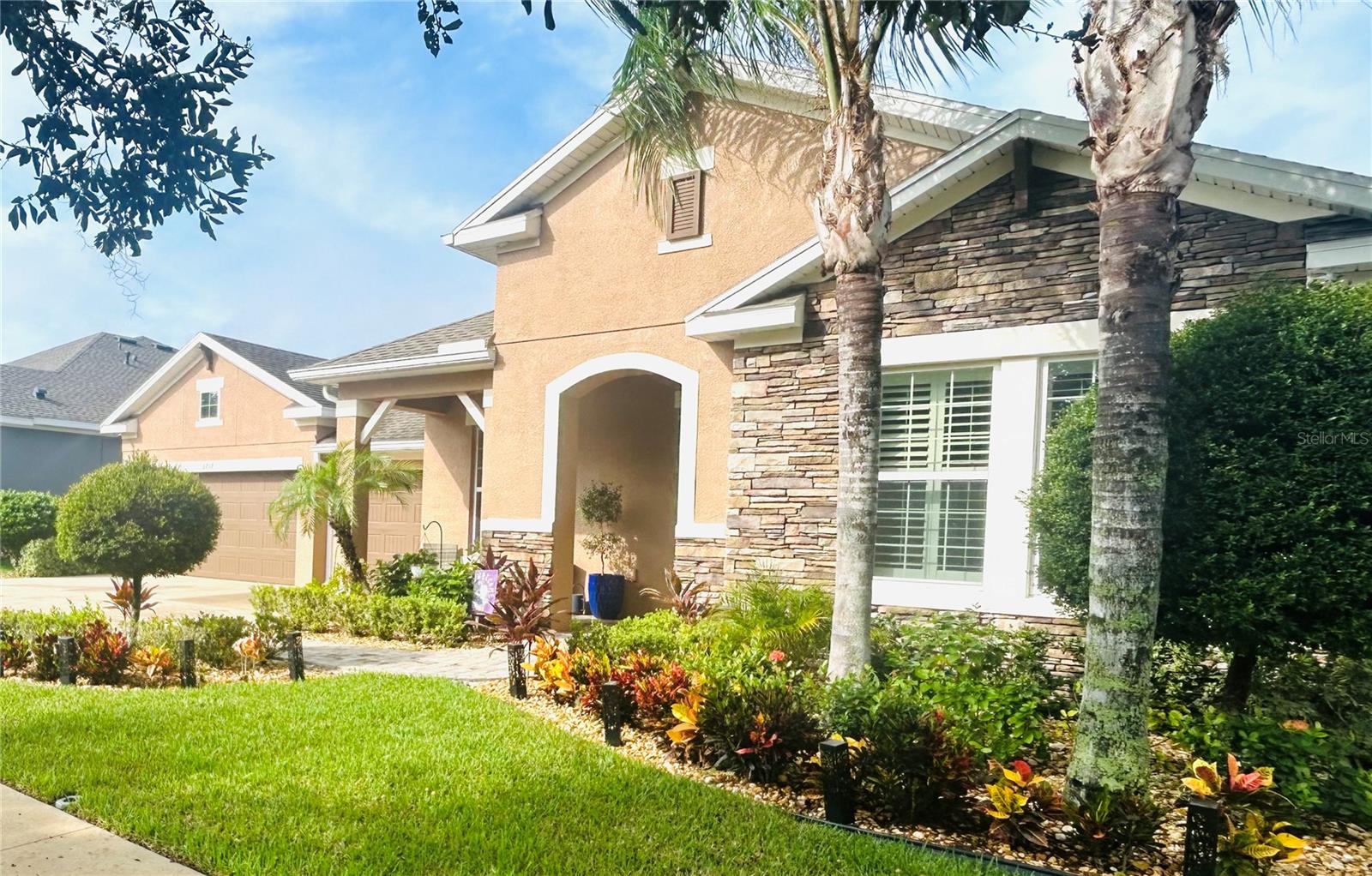 1212 LOREA LANE