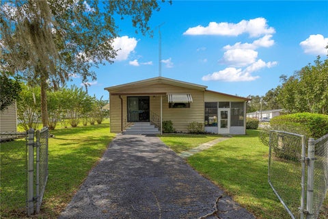 Photo of 14460 SE 91st Avenue, Summerfield, FL 34491 (MLS # OM734900)