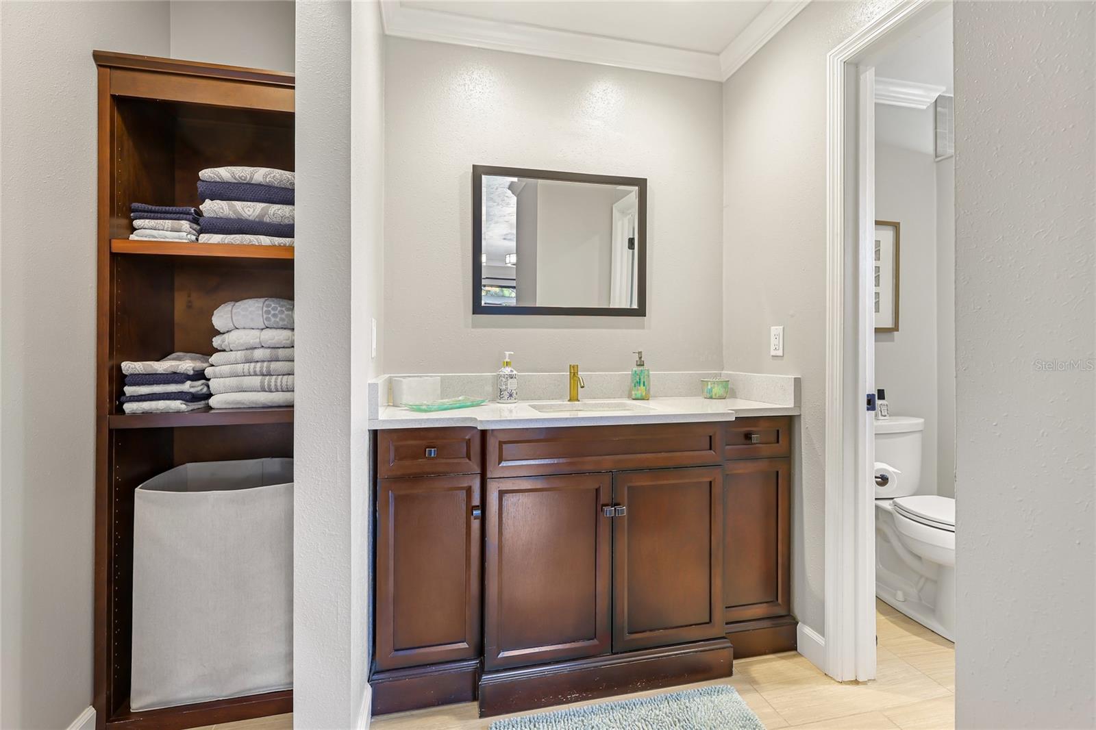 POINTE WEST - Residential