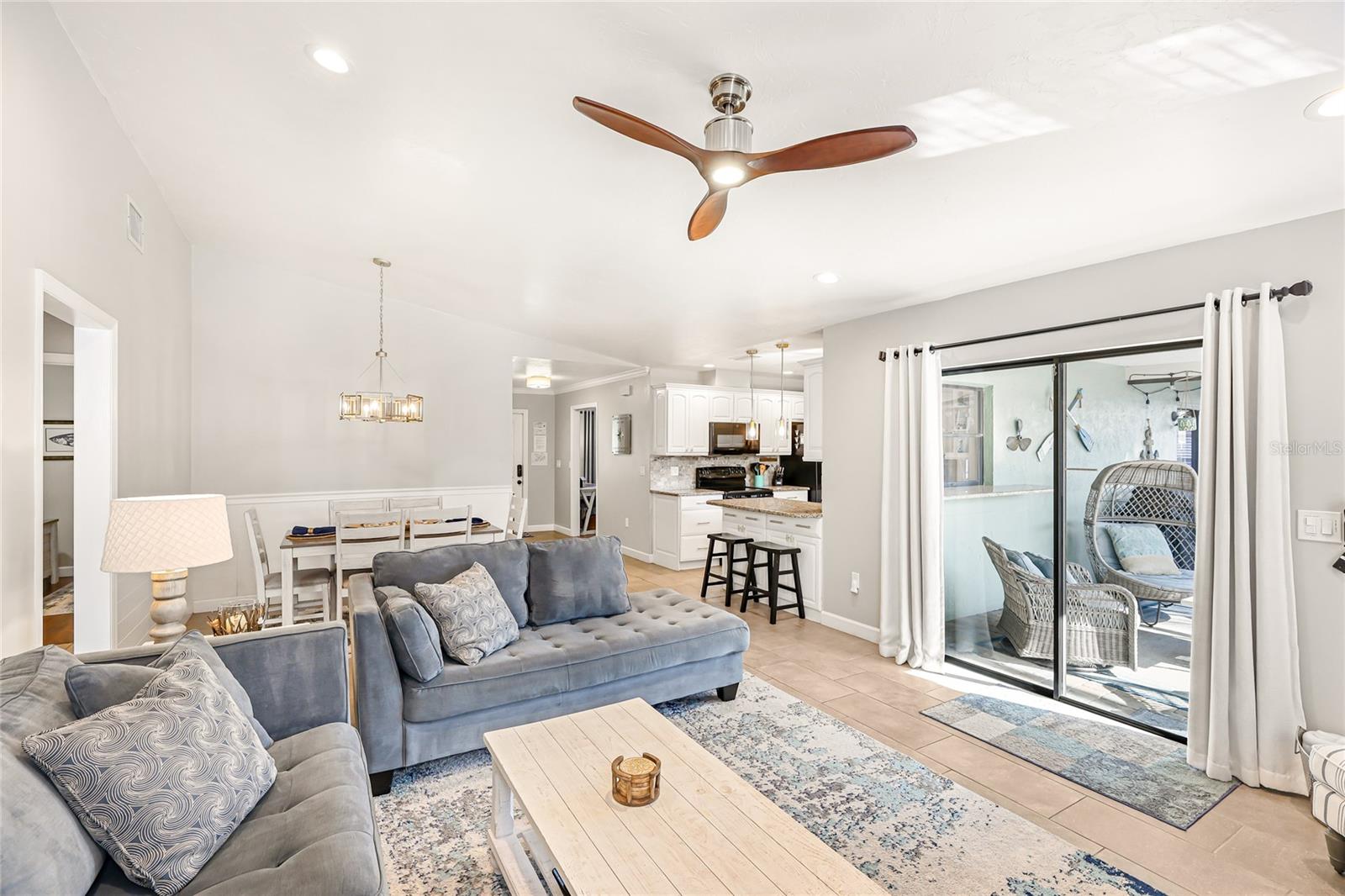 POINTE WEST - Residential