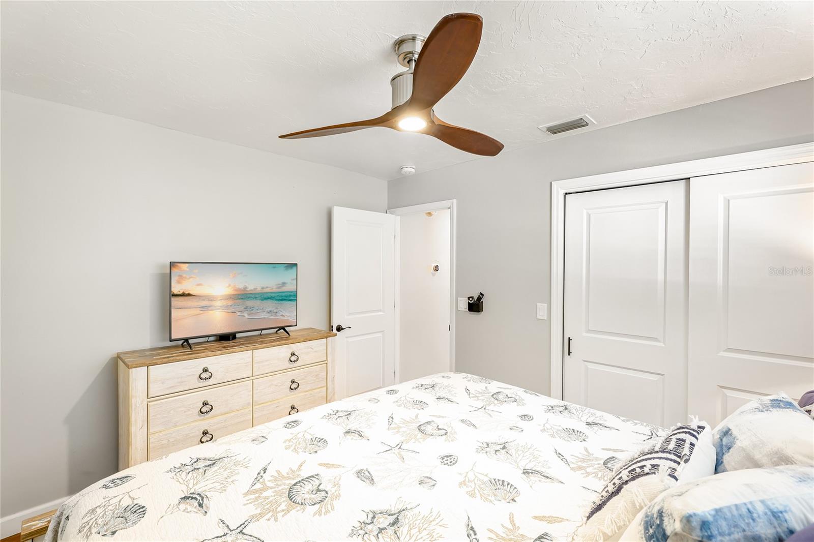 POINTE WEST - Residential