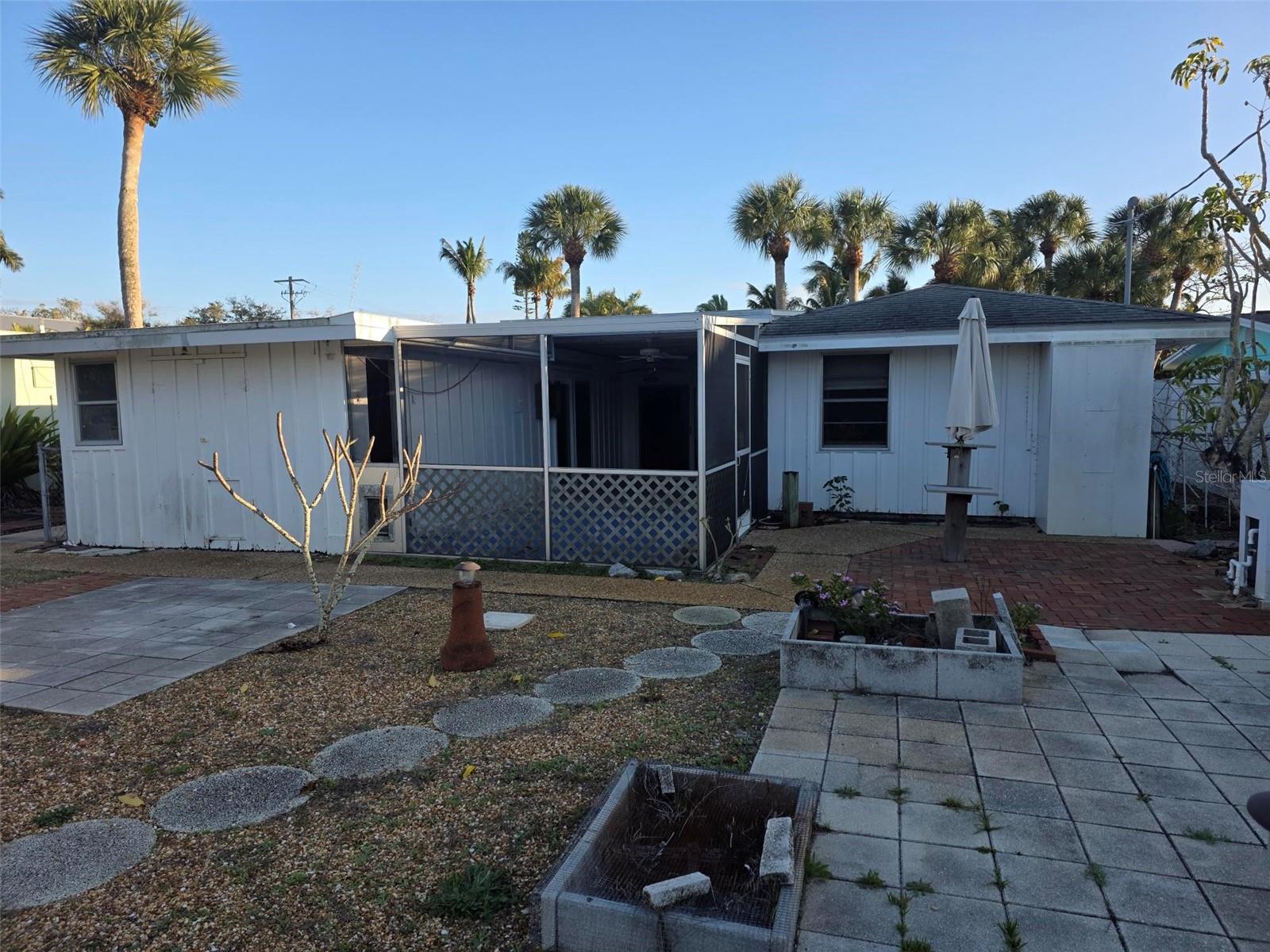 SARASOTA BEACH - Land