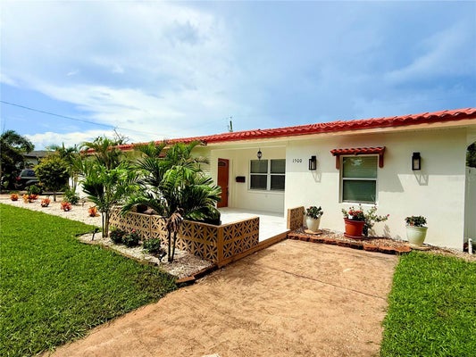 1500 77TH ST N, SAINT PETERSBURG, FL 33710 - Image 0e484e30d35dabfe1aa9b7d344f170a4/973665990
