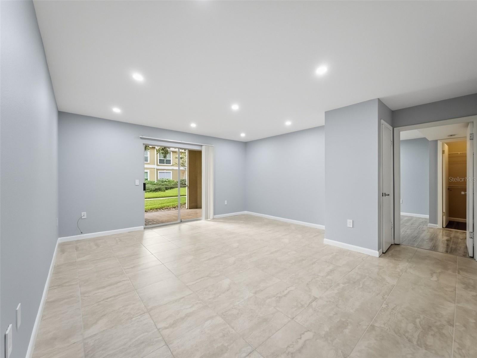 9481 HIGHLAND OAK DRIVE 1502
