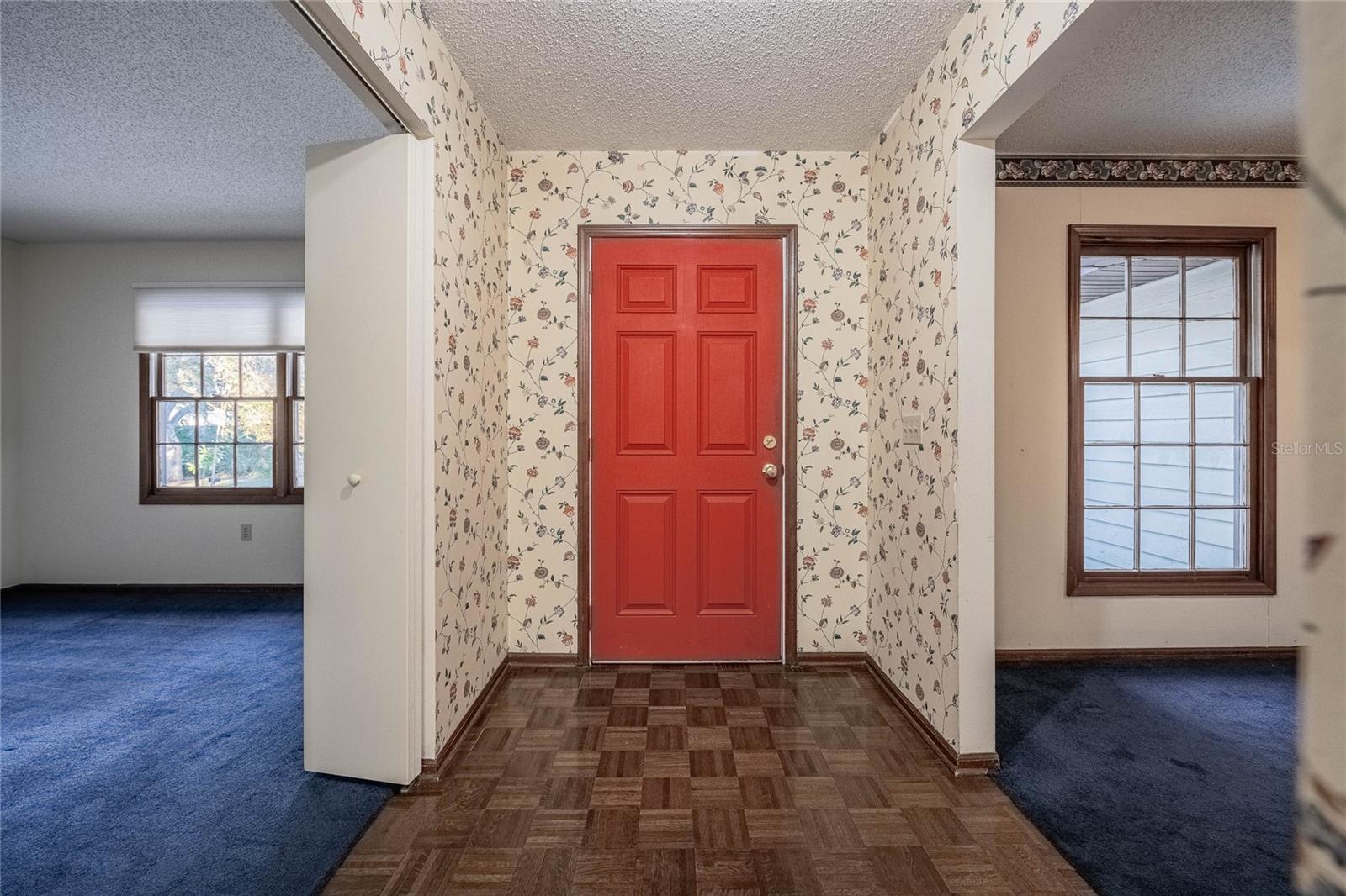 KINGSWOOD - Residential