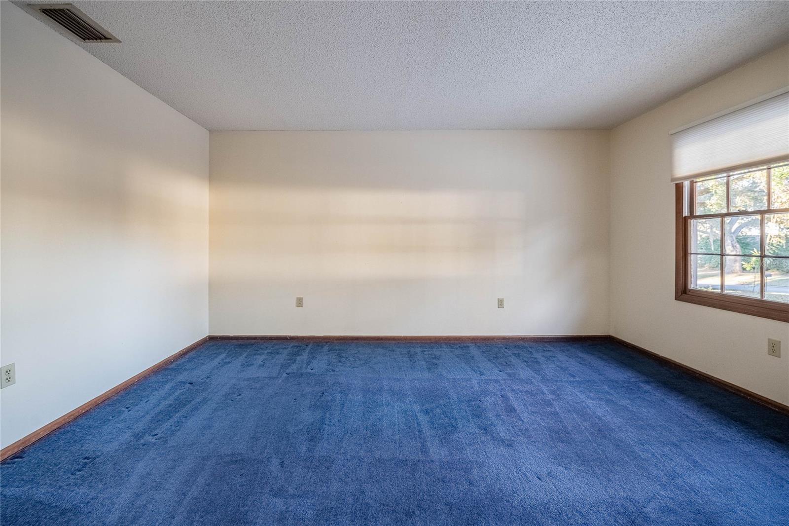 KINGSWOOD - Residential