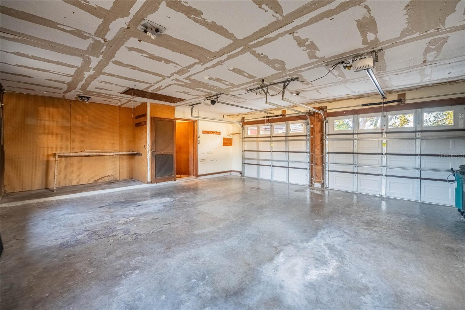 KINGSWOOD - Residential