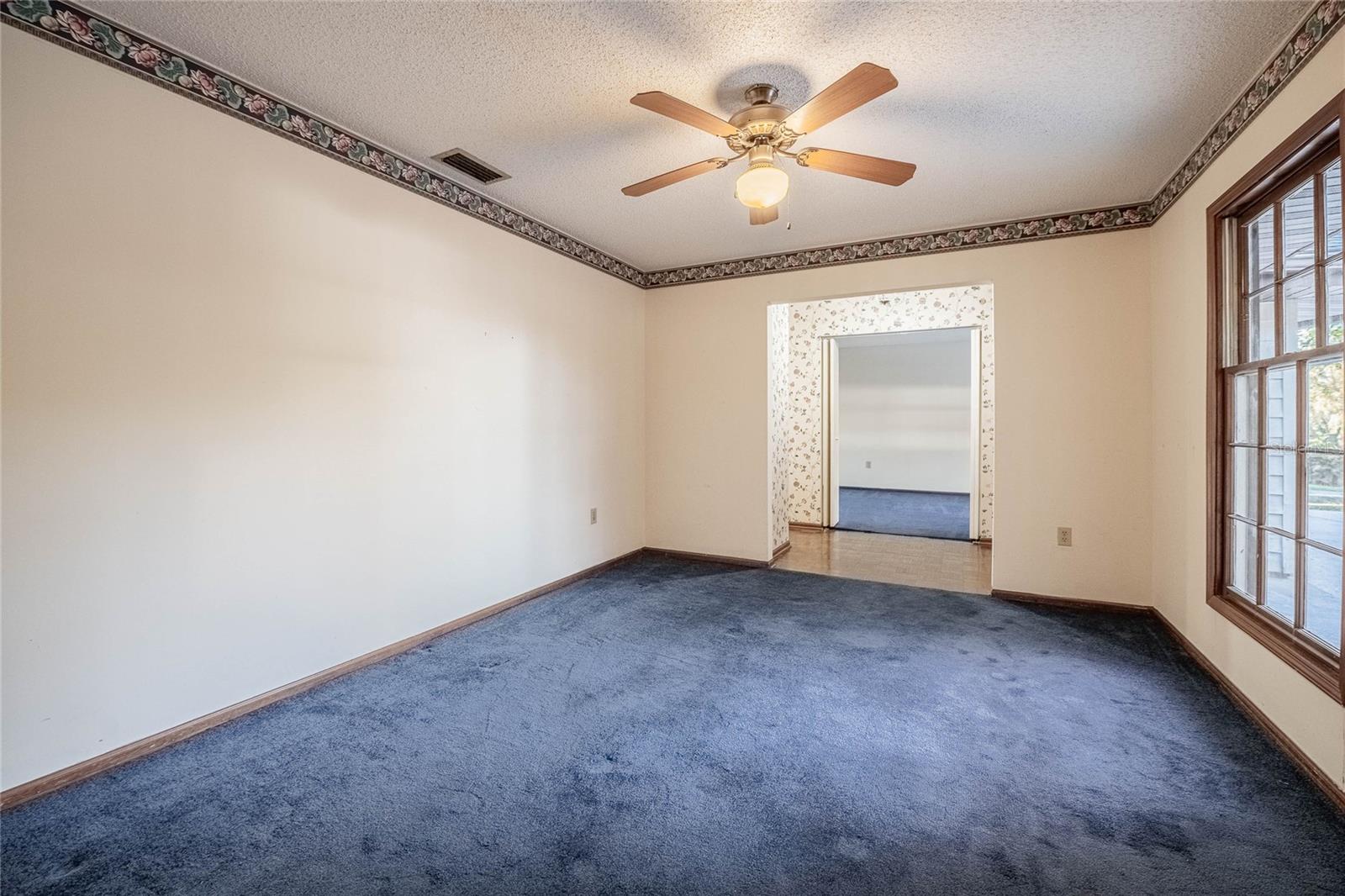 KINGSWOOD - Residential