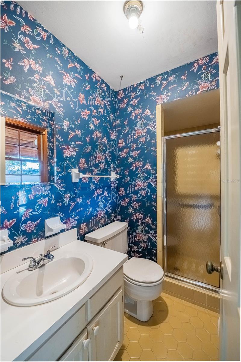 KINGSWOOD - Residential