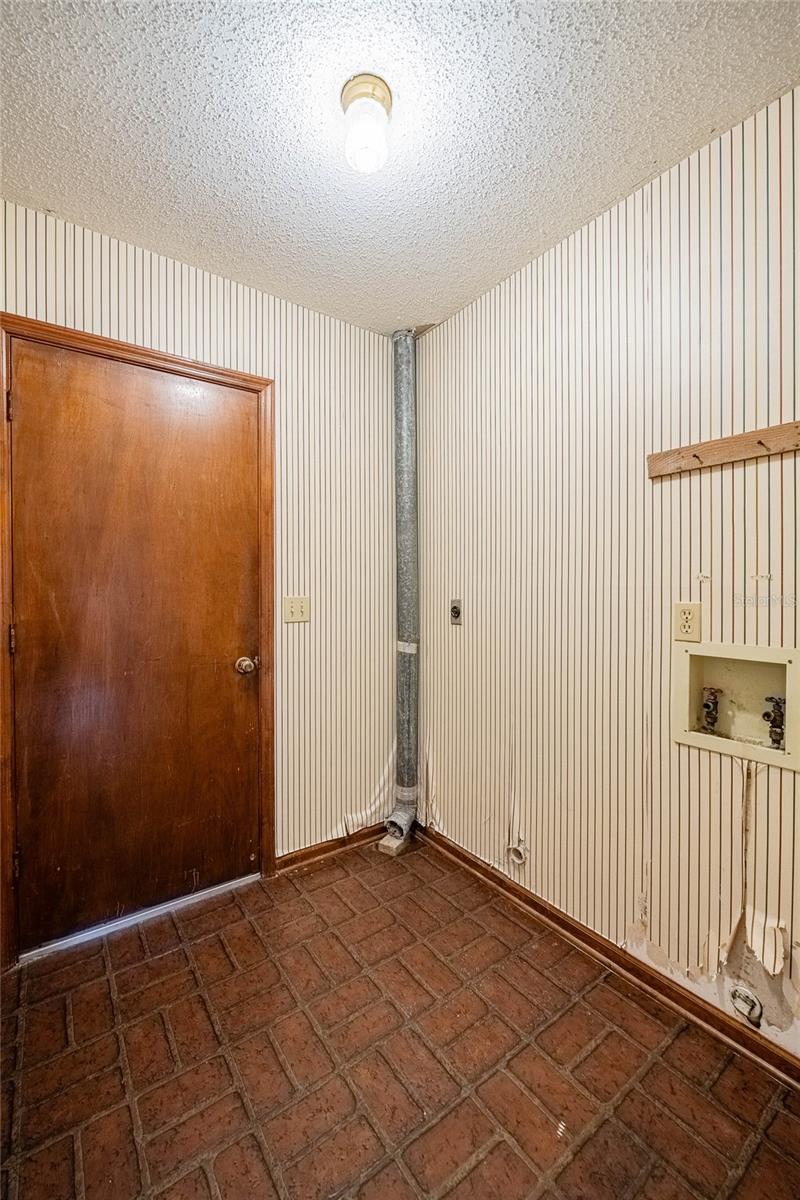 KINGSWOOD - Residential