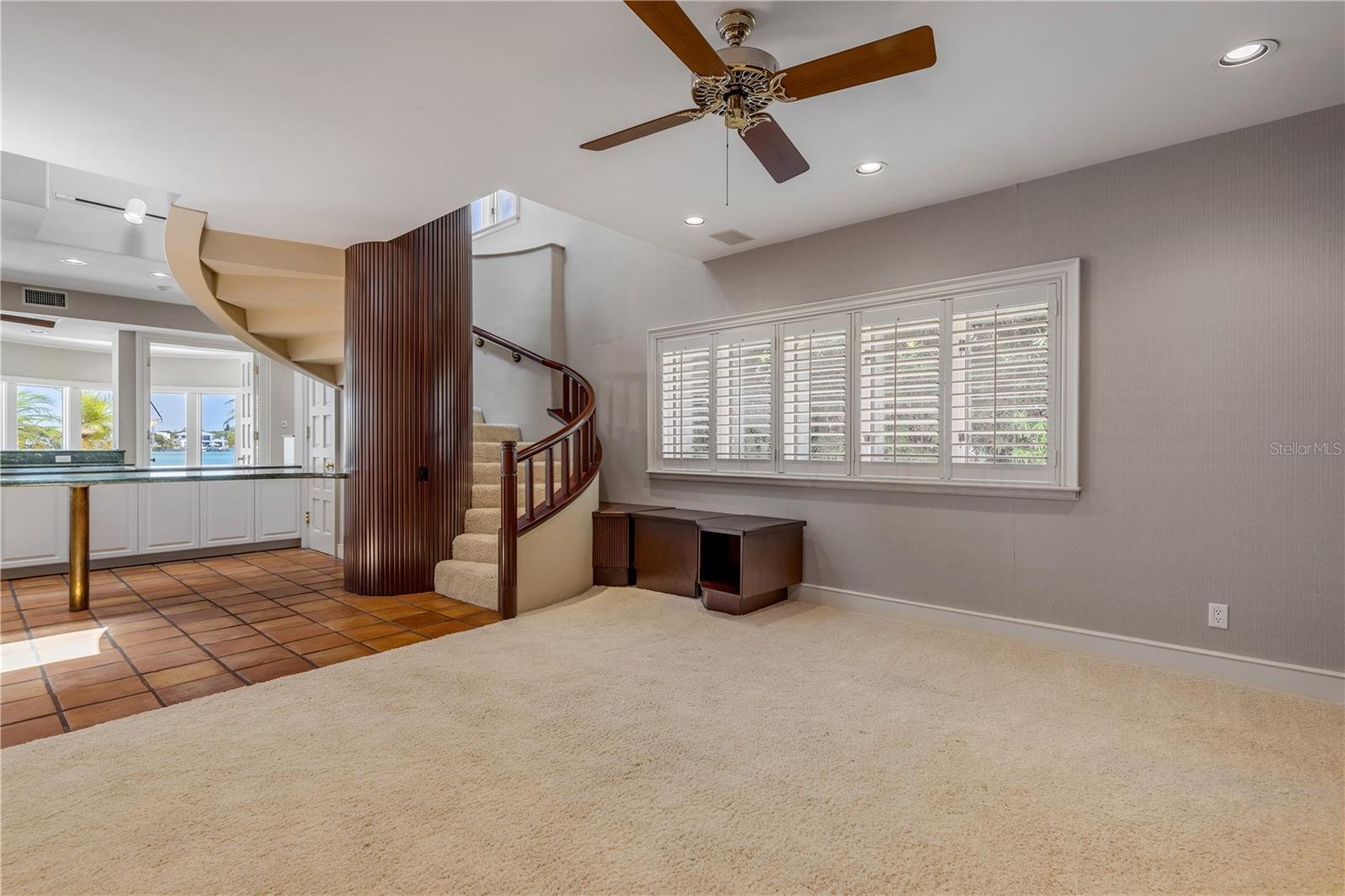 VENEZIA UNIT 07 - Residential