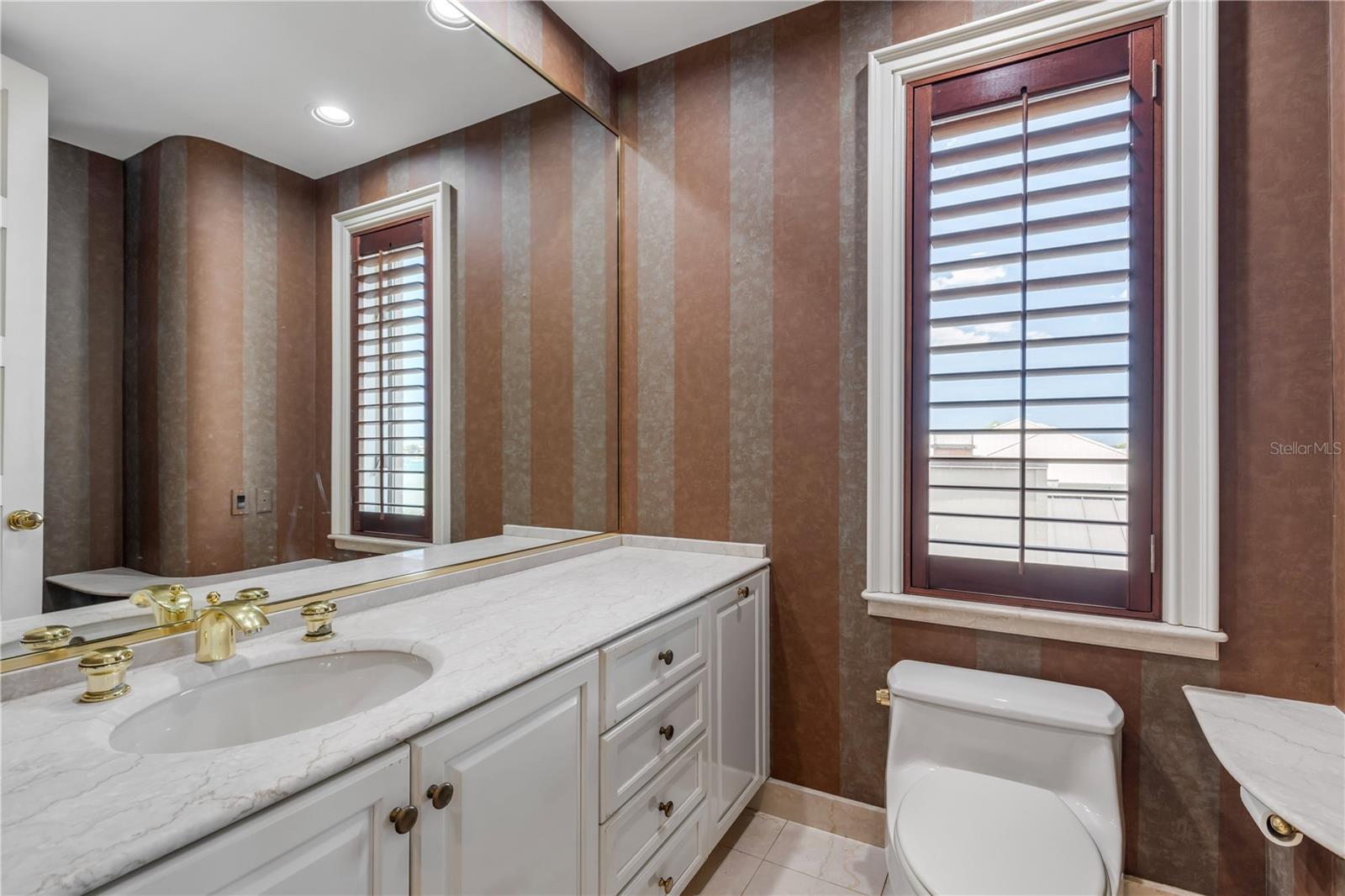 VENEZIA UNIT 07 - Residential