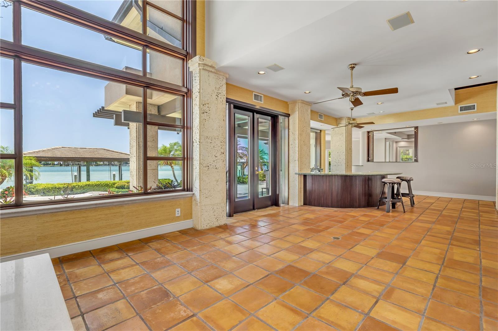 VENEZIA UNIT 07 - Residential