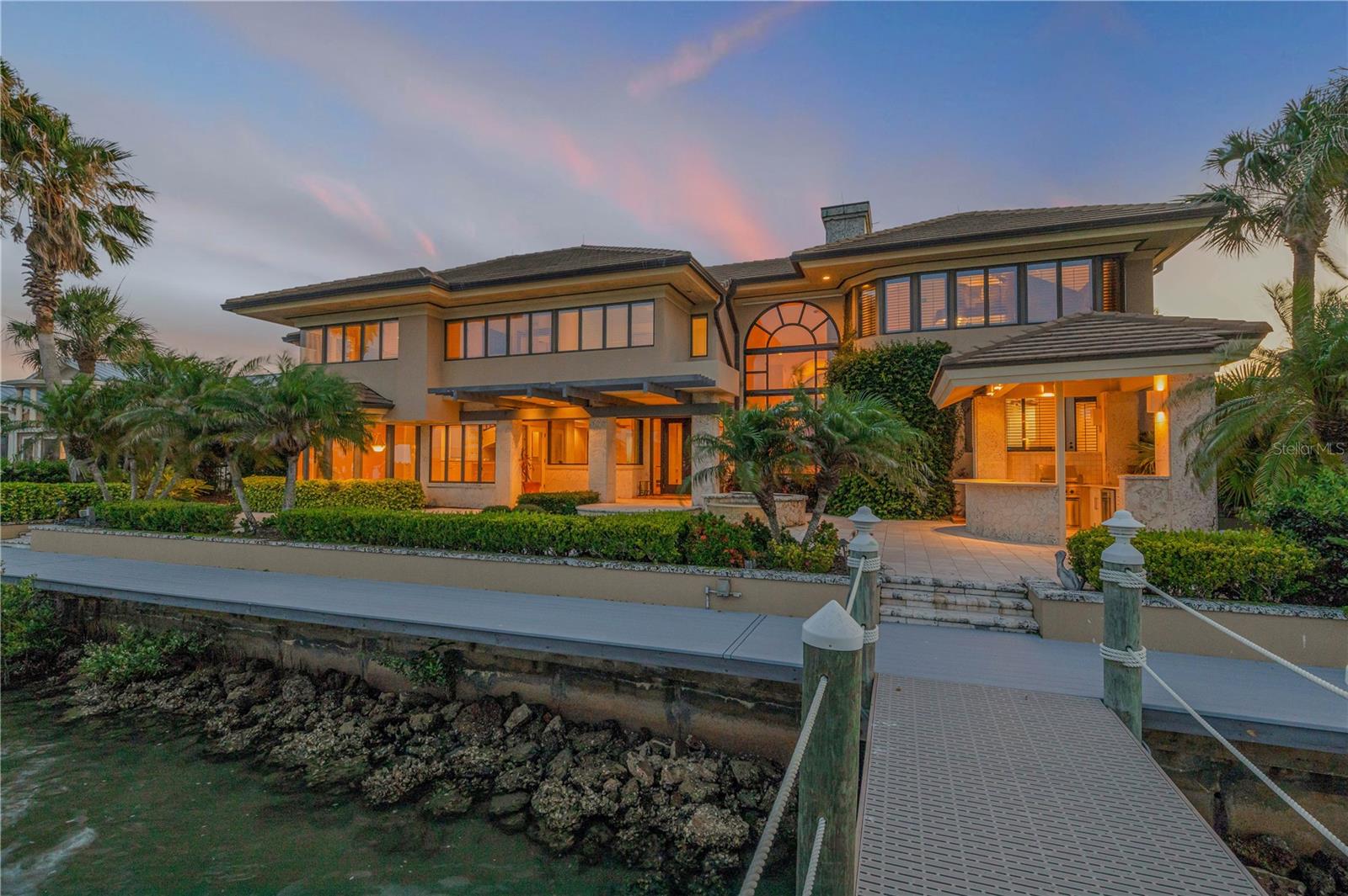 VENEZIA UNIT 07 - Residential