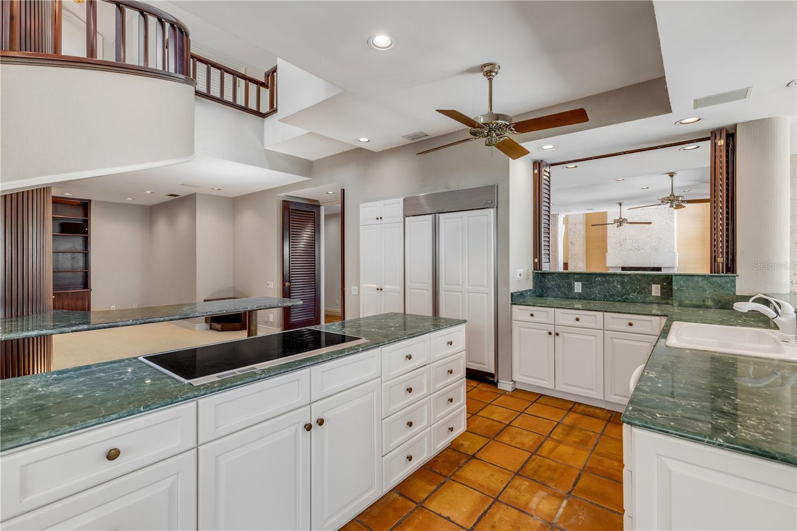 VENEZIA UNIT 07 - Residential