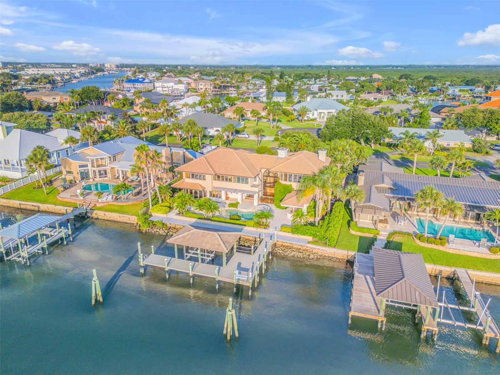 VENEZIA UNIT 07 - Residential