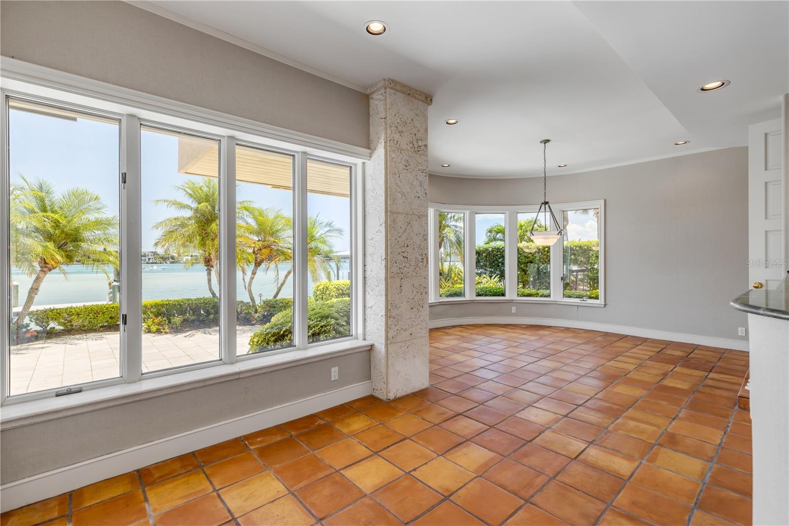 VENEZIA UNIT 07 - Residential