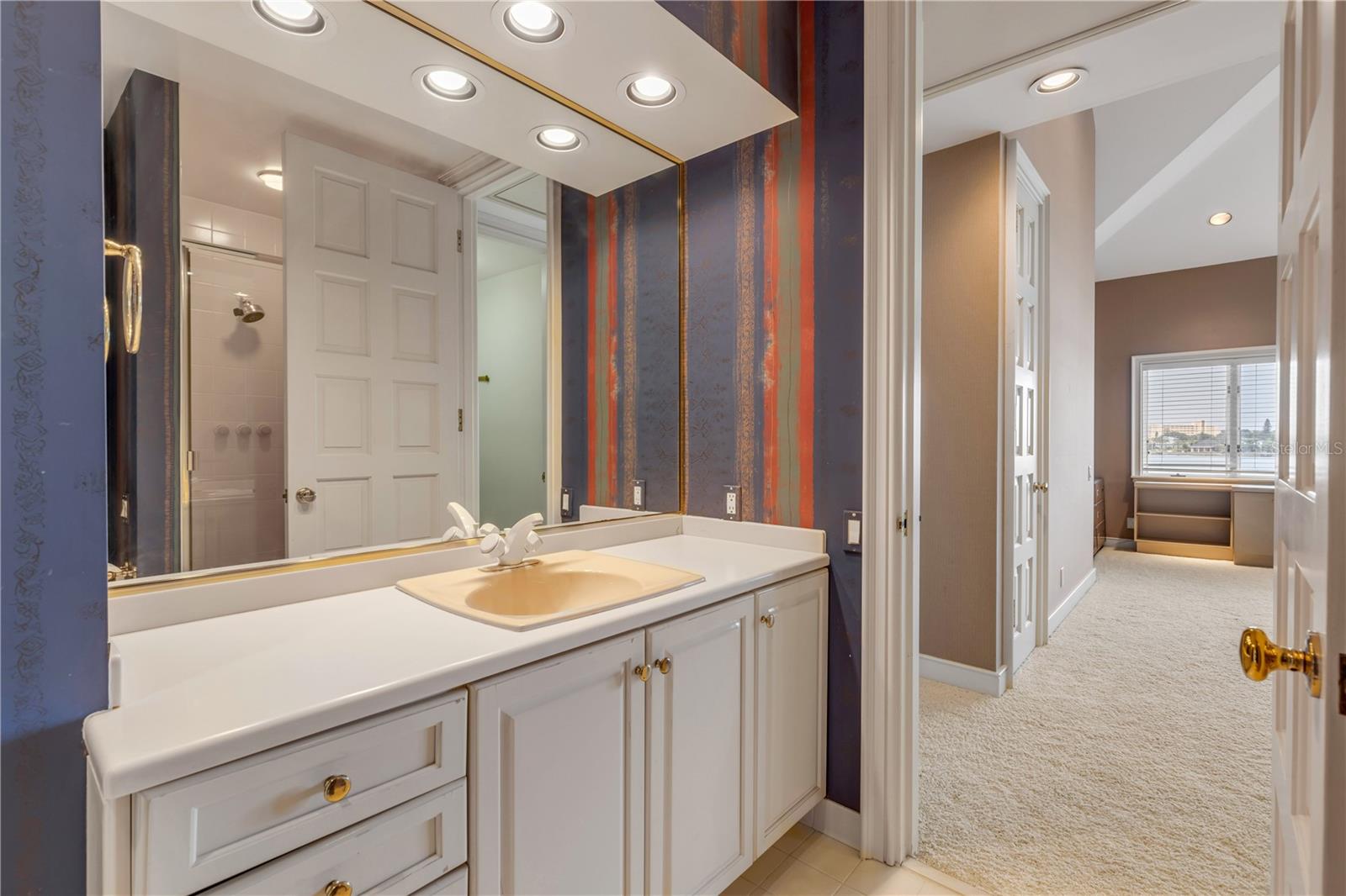 VENEZIA UNIT 07 - Residential