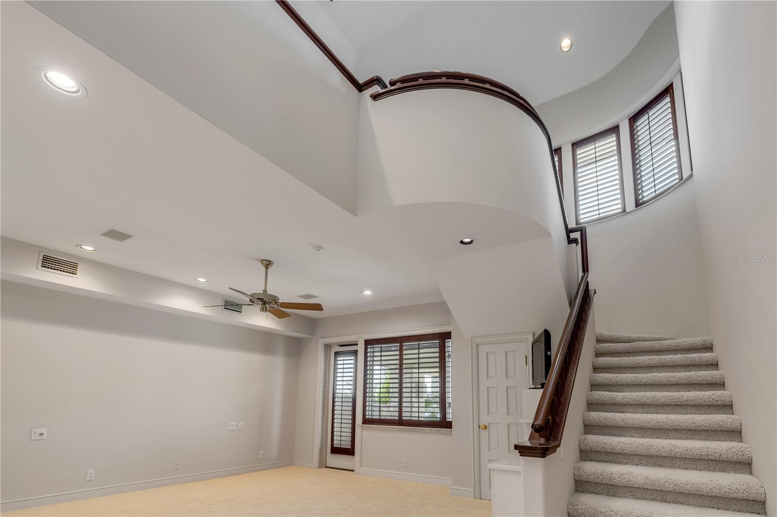 VENEZIA UNIT 07 - Residential