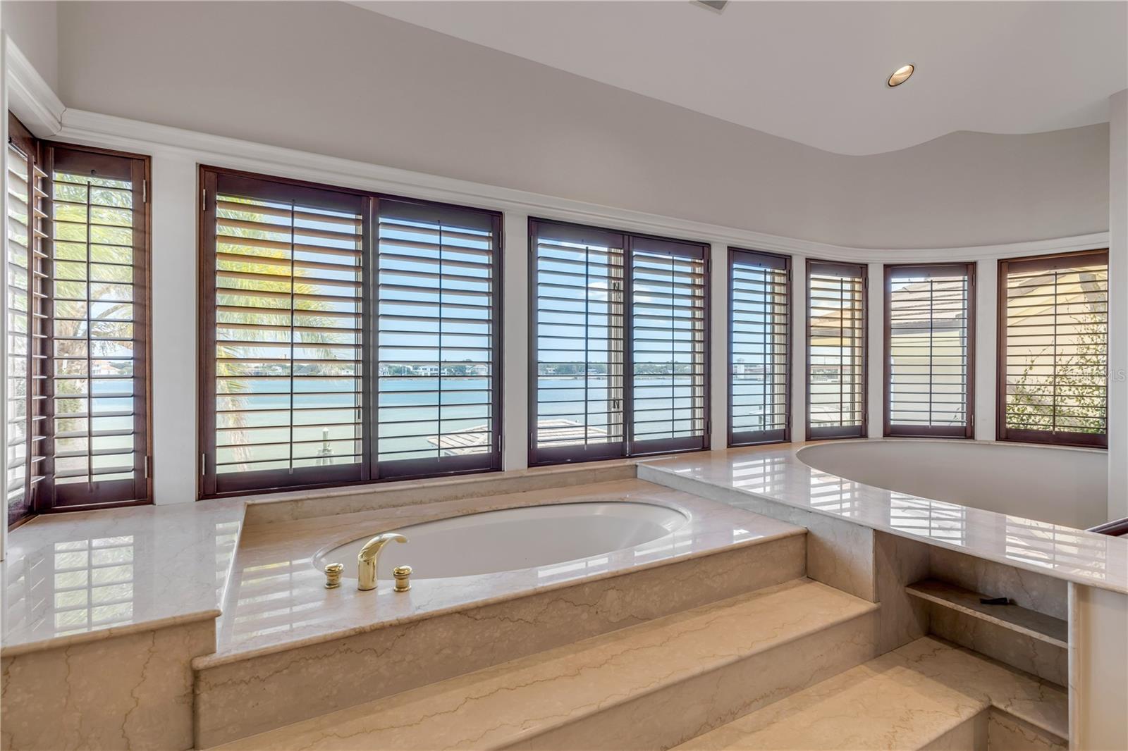 VENEZIA UNIT 07 - Residential