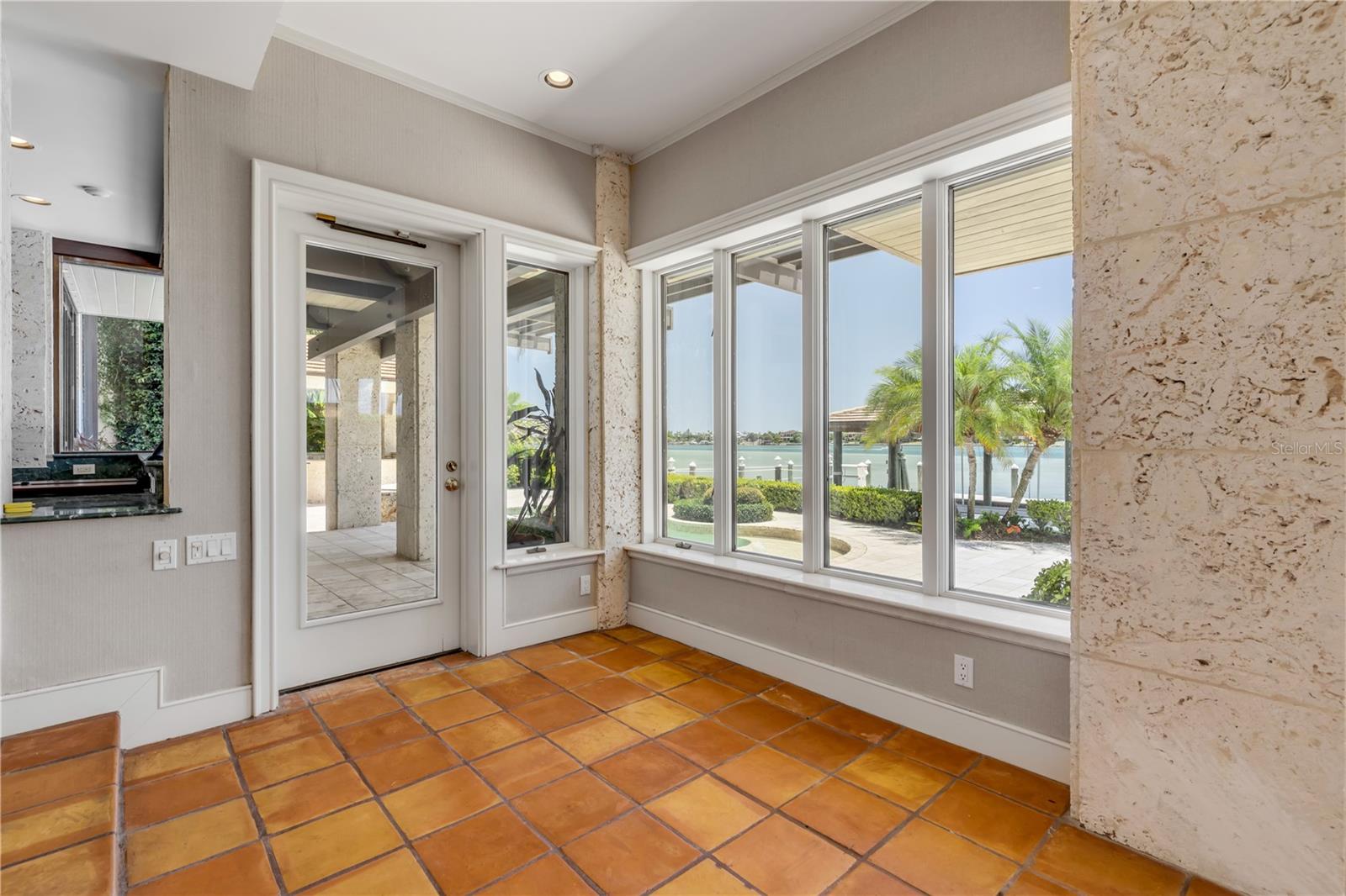 VENEZIA UNIT 07 - Residential