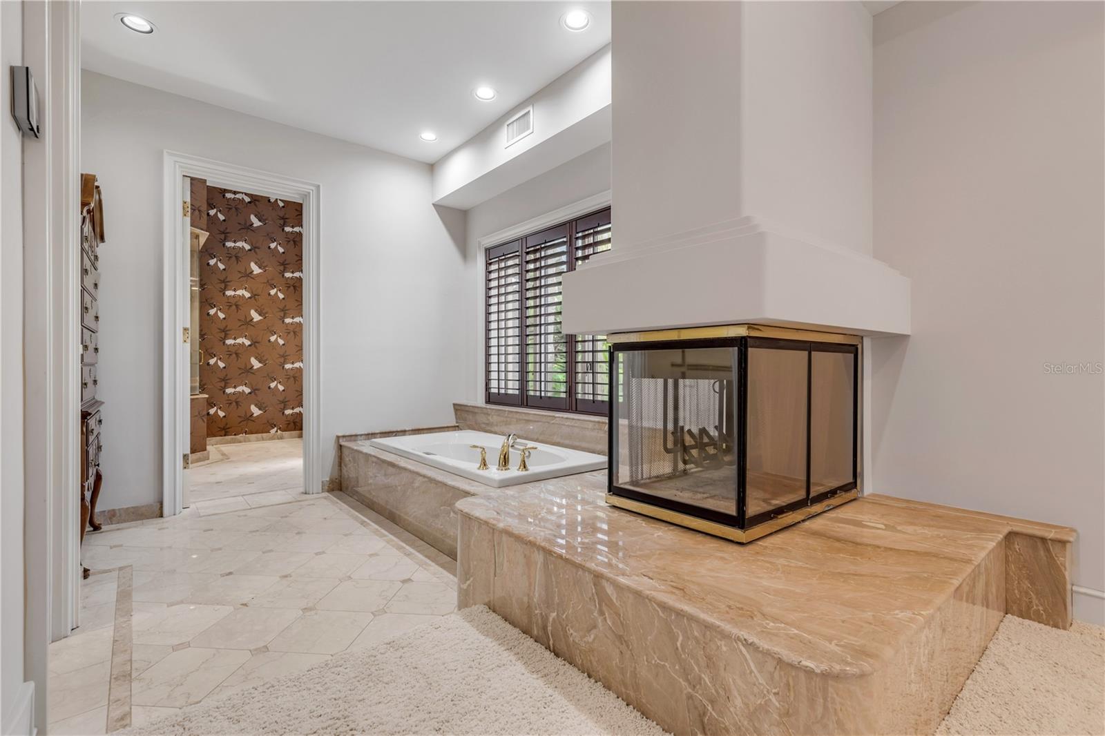 VENEZIA UNIT 07 - Residential