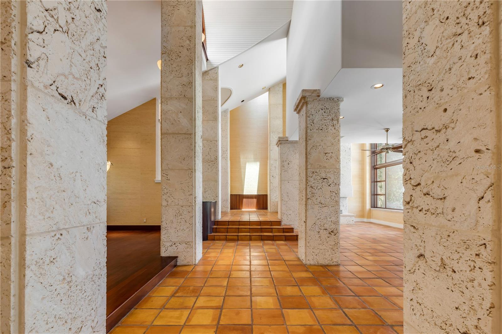 VENEZIA UNIT 07 - Residential