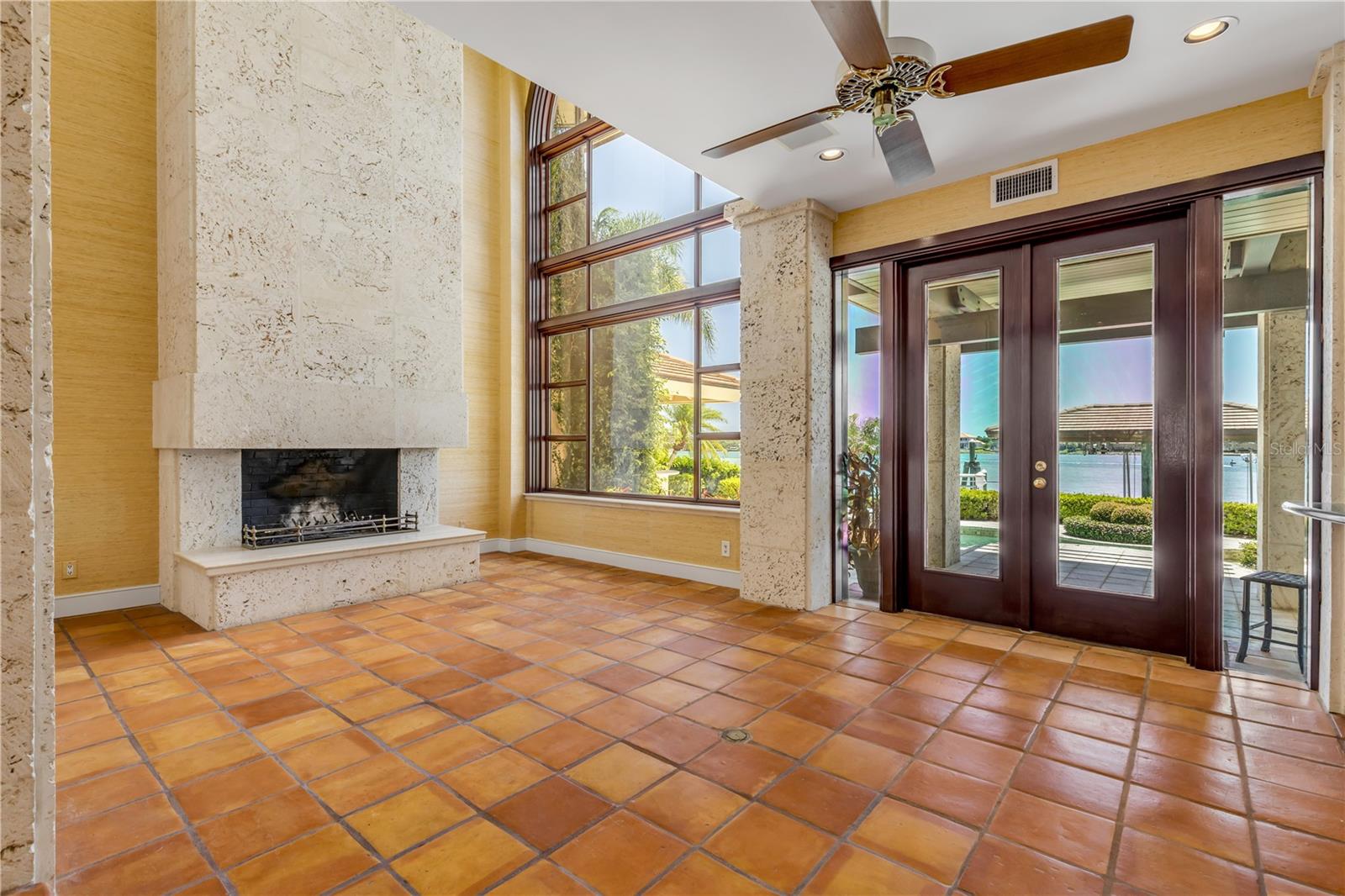 VENEZIA UNIT 07 - Residential