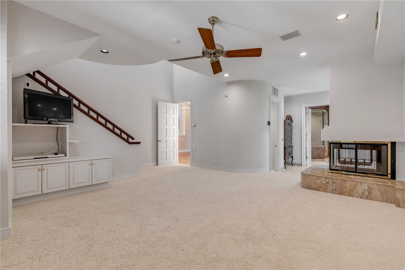 VENEZIA UNIT 07 - Residential