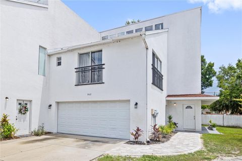 9415 CITRUS GLEN PLACE TAMPA FL 33618