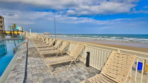 A home in DAYTONA BEACH