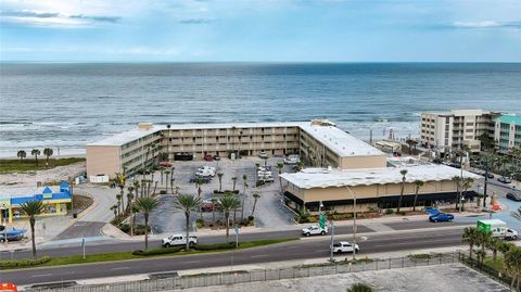 A home in DAYTONA BEACH