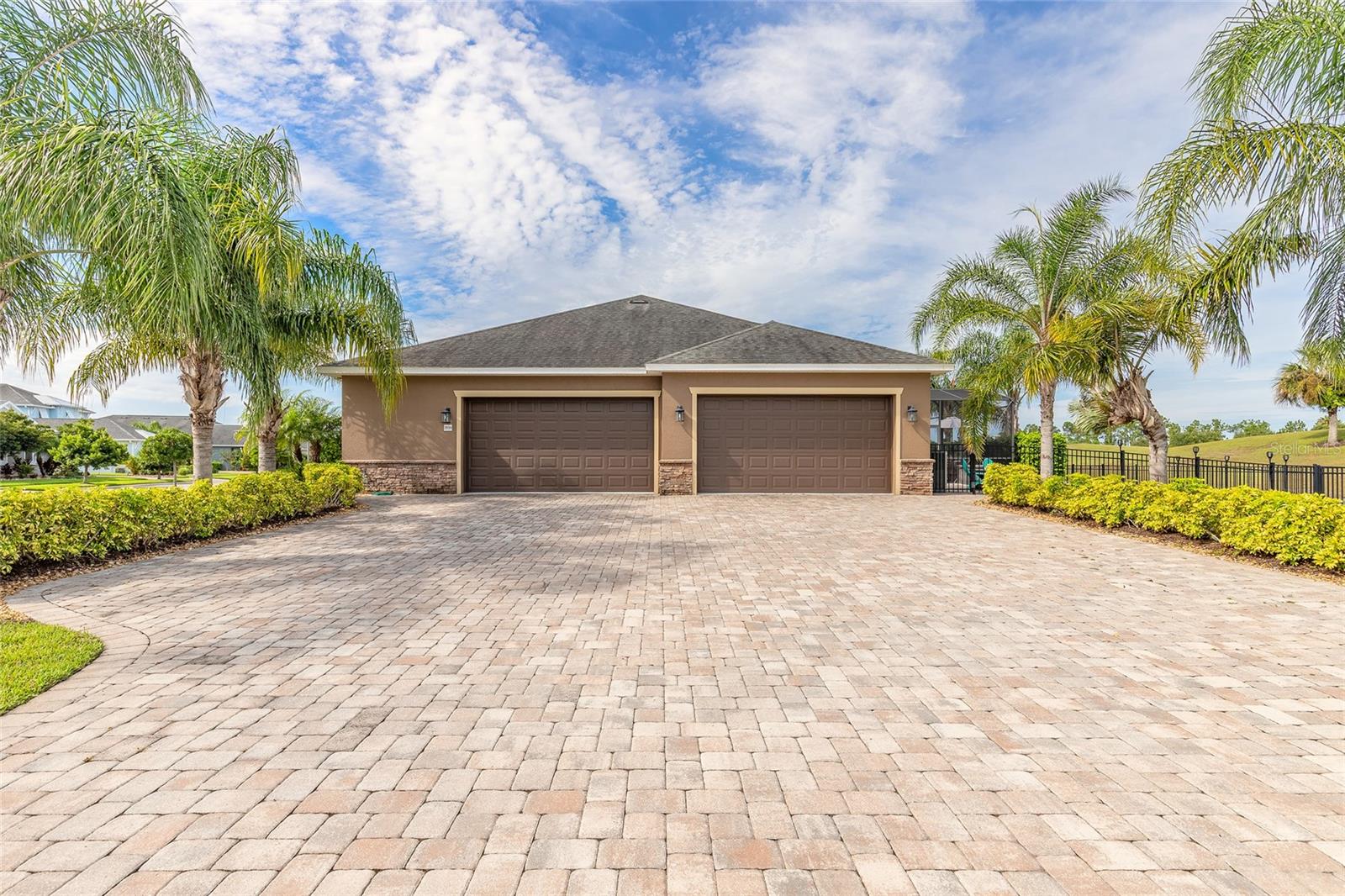 2939 BELLA FLORE TERRACE