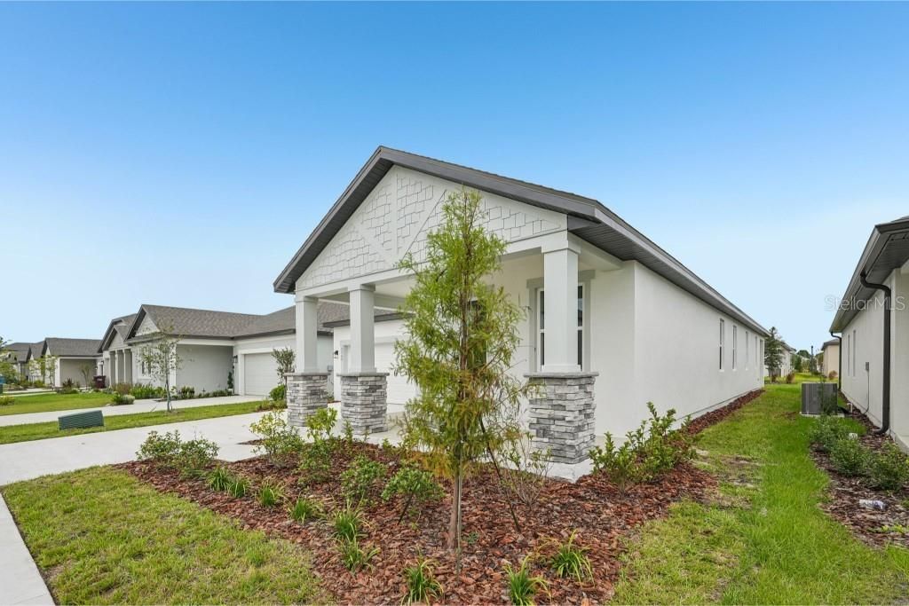 Photo of 5749 Haystack Dr, Saint Cloud, FL 34771 (MLS # TB8436713)