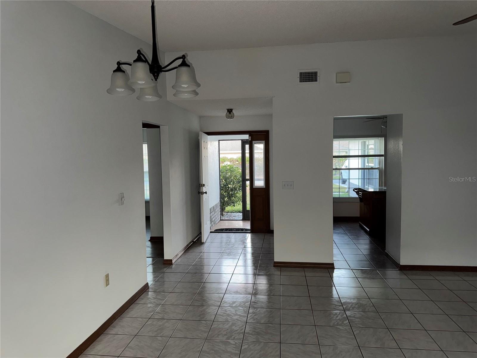 KISSIMMEE ISLES UNIT 1 REP - Residential Lease