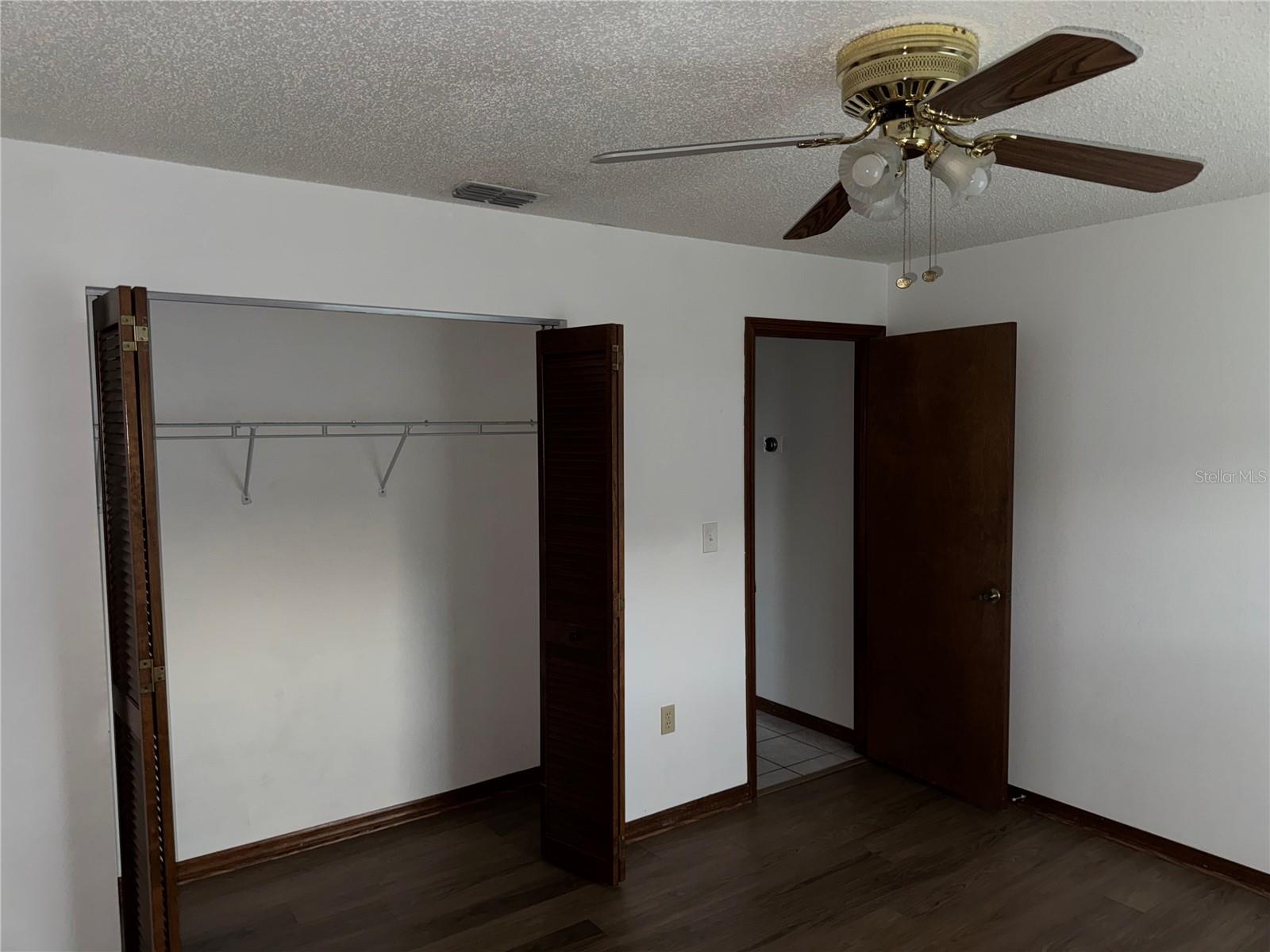 KISSIMMEE ISLES UNIT 1 REP - Residential Lease