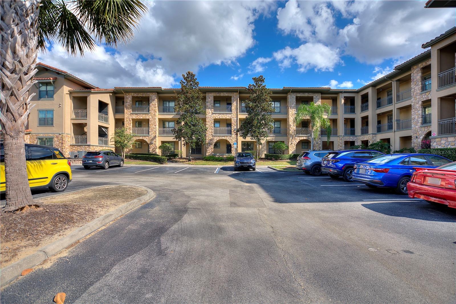 BELLA PIAZZA - Residential