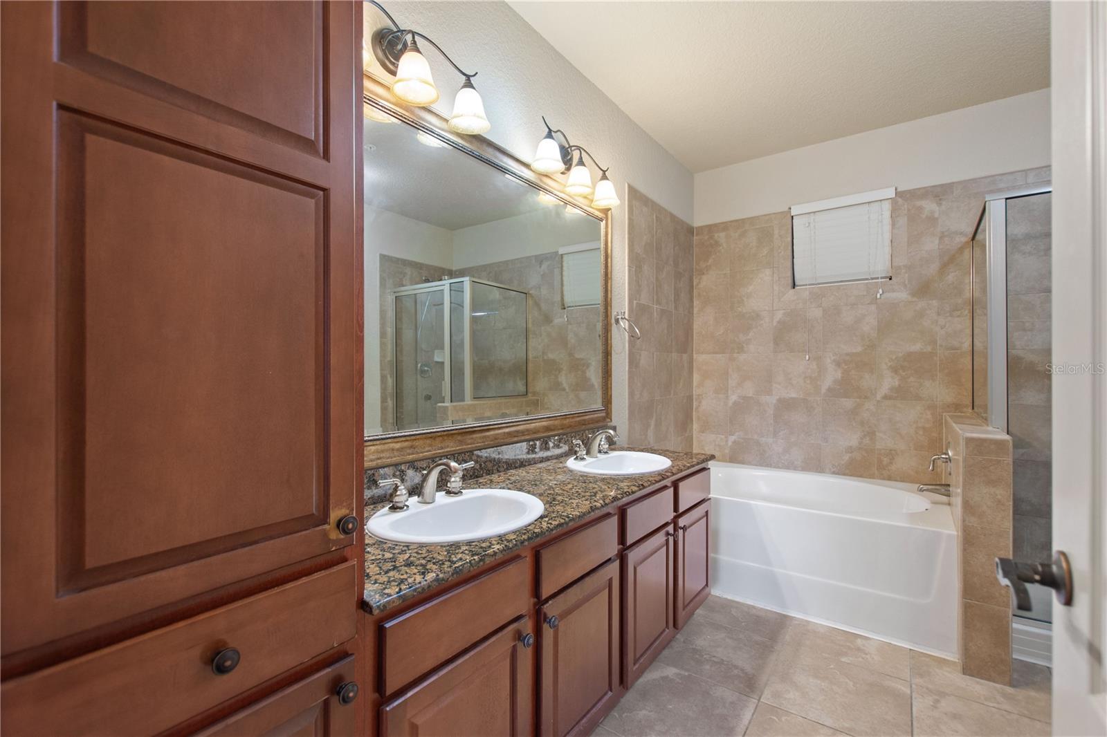 BELLA PIAZZA - Residential