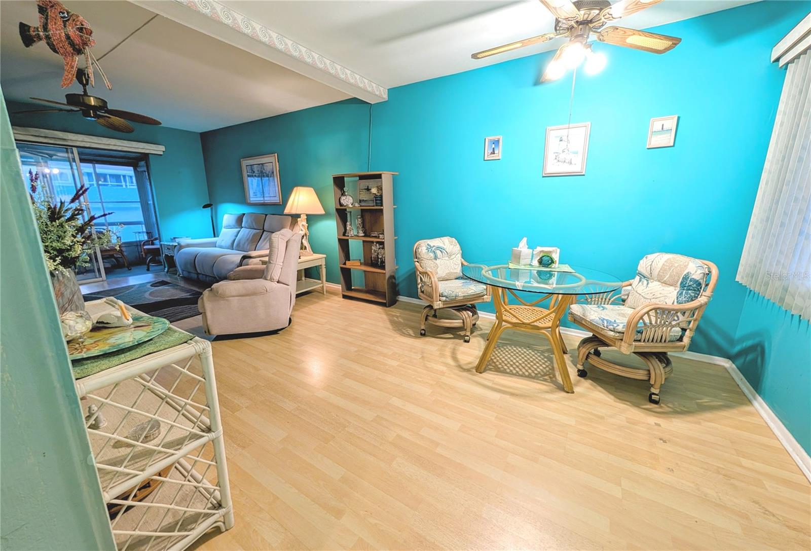 THE THIRD BAYSHORE - Residential