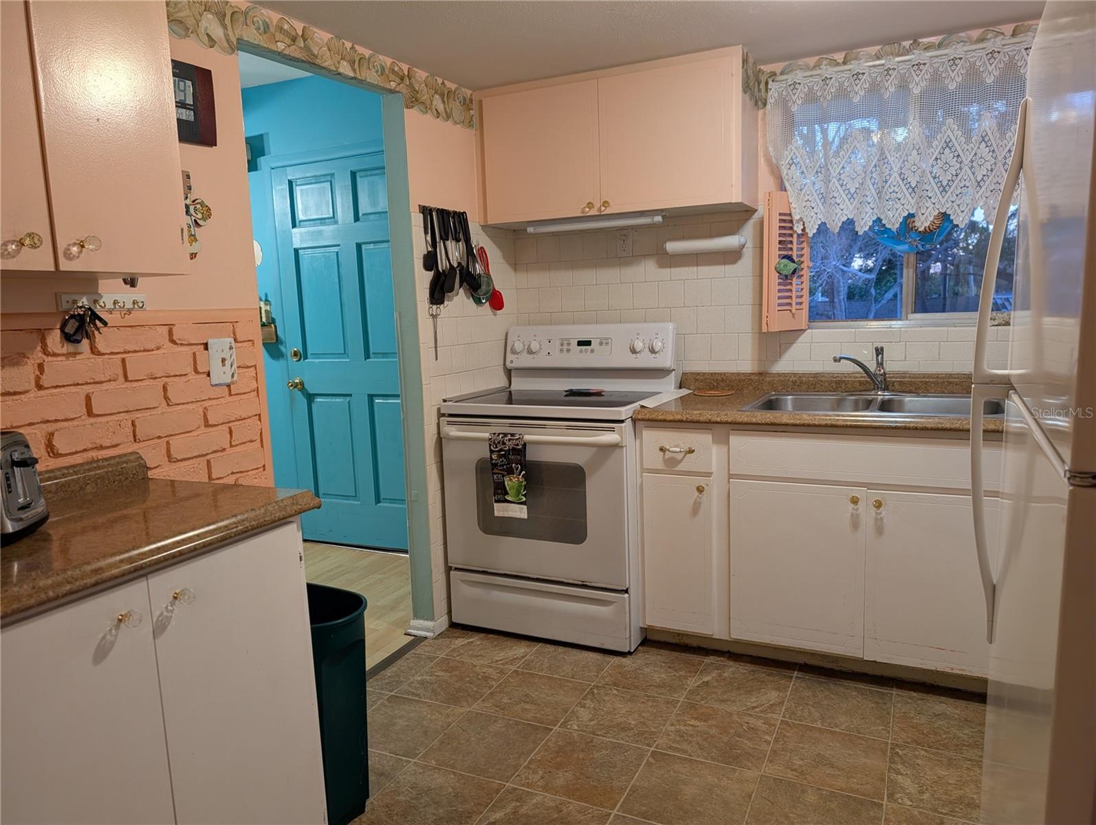 2029 SUNSET DRIVE Unit #E-21