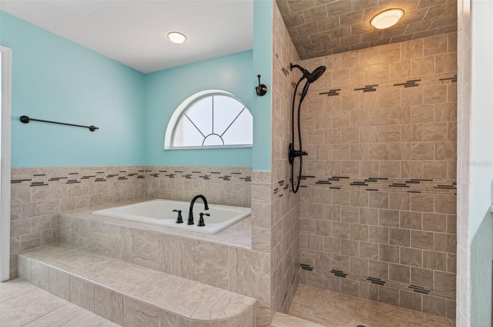 CLEARVIEW ESTATES - Residential